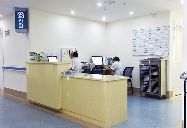 1-210P9222A4407.jpg